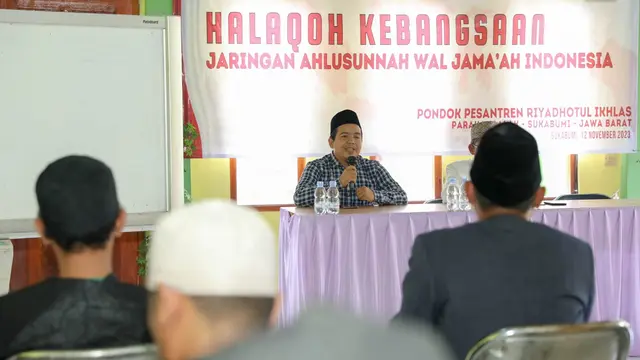 Ulama di Sukabumi dan Cianjur Jawa Barat (Jabar) optimistis kondisi pondok pesantren (ponpes) akan semakin maju di tangan pasangan pemimpin nasionalis religius yakni Ganjar Pranowo-Mahfud Md, jika nanti menjadi Presiden dan Wakil Presiden RI 2024 (Istimew
