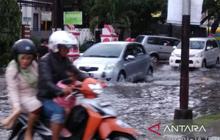 Banjir Makassar Meluas, Ratusan Warga Mengungsi Akibat Curah Hujan Tinggi