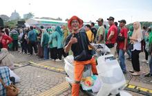 Prabowo Gelar Pasar Murah Istana di Monas, Warga Dapat Kupon Belanja Rp 500 ribu Sampai Motor Listrik.