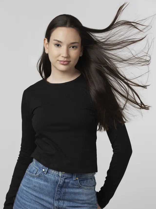 perawatan rambut hitam lurus