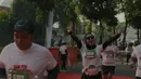 Terlihat Irish Bella berhasil menyelesaikan charity run yang diikutinya.