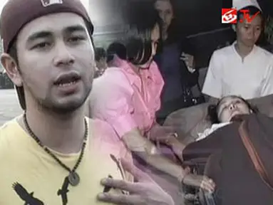 Raffi Ahmad terlihat absen mendampingi ibunda Yuni Shara yang tengah terbaring sakit. Ternyata, Raffi juga belum menjenguk calon ibu mertuanya itu. Ada apa dengan hubungan Yuni Shara dan Raffi Ahmad?