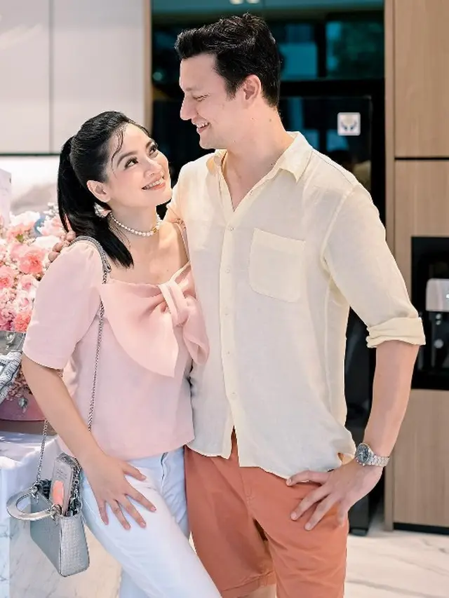 Titi Kamal dan Christian Sugiono (Instagram/titi_kamall)