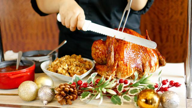 Festive Dining di The Ritz Carlton Pacific Place