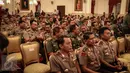 Para perwira tinggi TNI-Polri saat hadir dalam rakor dengan Pangdam-Kapolda serta perwira tinggi TNI-Polri di Jakarta, Senin (24/10). Rakor membahas dua hal yaitu terkait pungli dan Pilkada Serentak 2017. (Liputan6.com/Faizal Fanani)