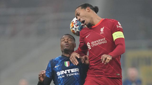 Foto: Virgil van Dijk, Si Benteng Tangguh yang Bawa Liverpool Tak Terkalahkan di Kota Milan pada Musim Ini