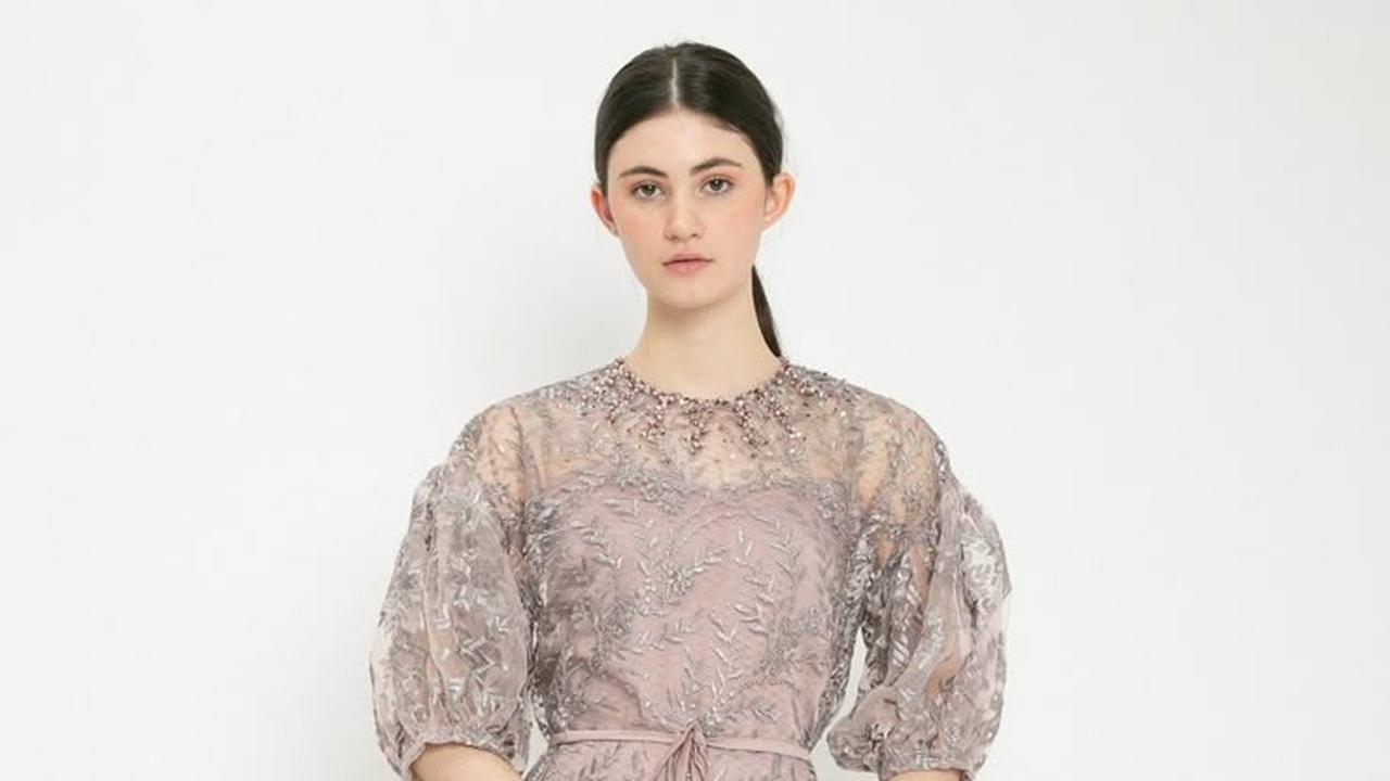 Ilustrasi Dress Brokat