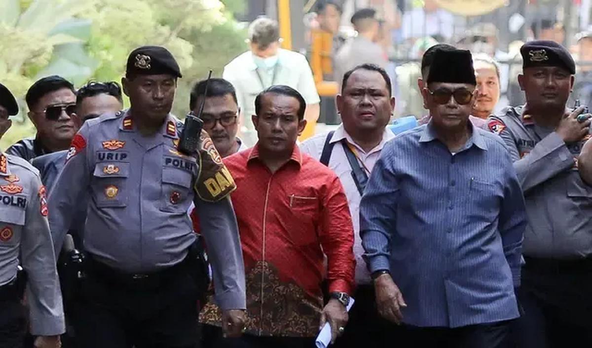 Proses Persidangan Panji Gumilang