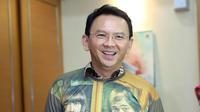 "Saya pertama kali lihat, dia salah satu aktor terbaik saat ini. Peranannya, dilihat beberapa film melakoninya dengan baik. Kita punya bakat banyak," kata Ahok. (Nurwahyunan/Bintang.com)