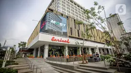 Tampilan Gedung Sarinah pascarenovasi di Jalan MH Thamrin Jakarta Pusat, Senin (21/3/2022). Pembukaan dilakukan setelah pusat perbelanjaan pertama di Indonesia ini melalui proses pemugaran gedung untuk pembaruan dan penyegaran. (Liputan6.com/Faizal Fanani)