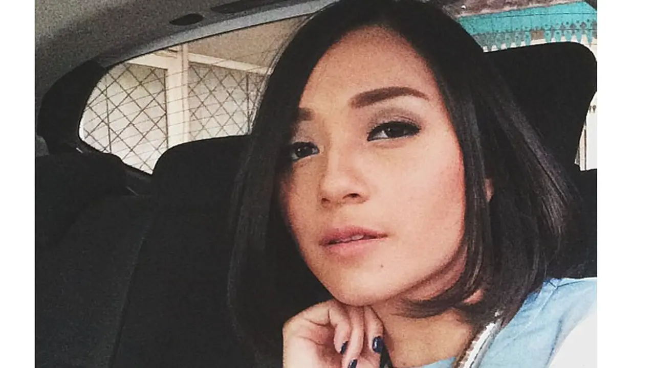 Lolita Agustine Tolak Cinta Billy Syahputra