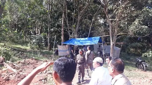 Mudahnya perizinan tambang galian C di Kabupaten Maros diduga karena ada gratifikasi (Liputan6.com/ Eka Hakim)