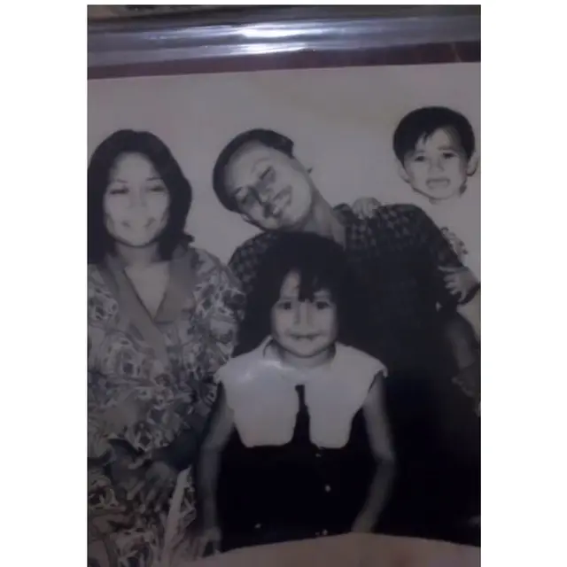 6 Potret Masa Kecil Artis Senior Ira Maya Sopha, Memulai Karier di Usia 8 Tahun
