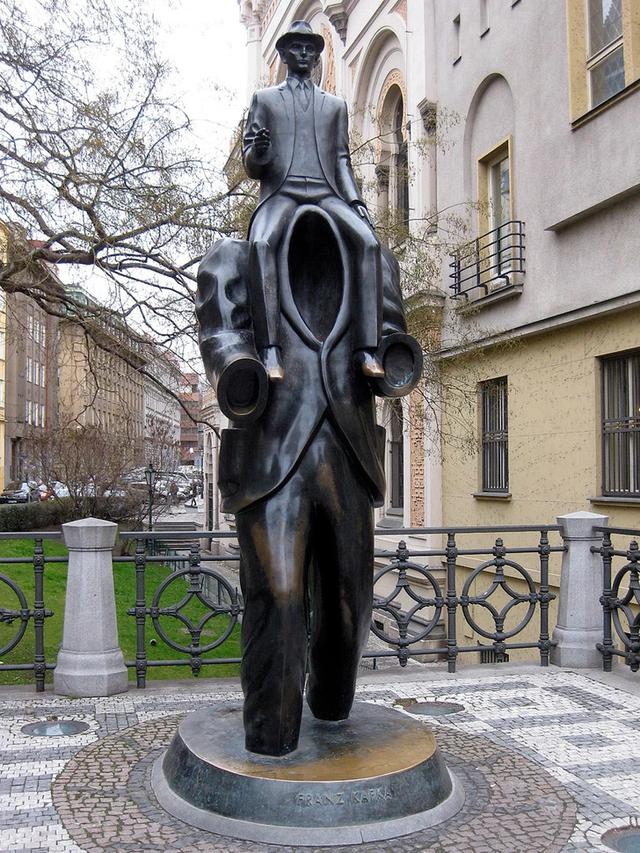 6 Potret Patung Terunik di Dunia, Fakta di Baliknya Bikin Kagum