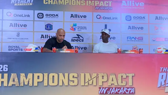 Thierry Henry dan Dwight Yorke Hadiri Press Conference di Jakarta