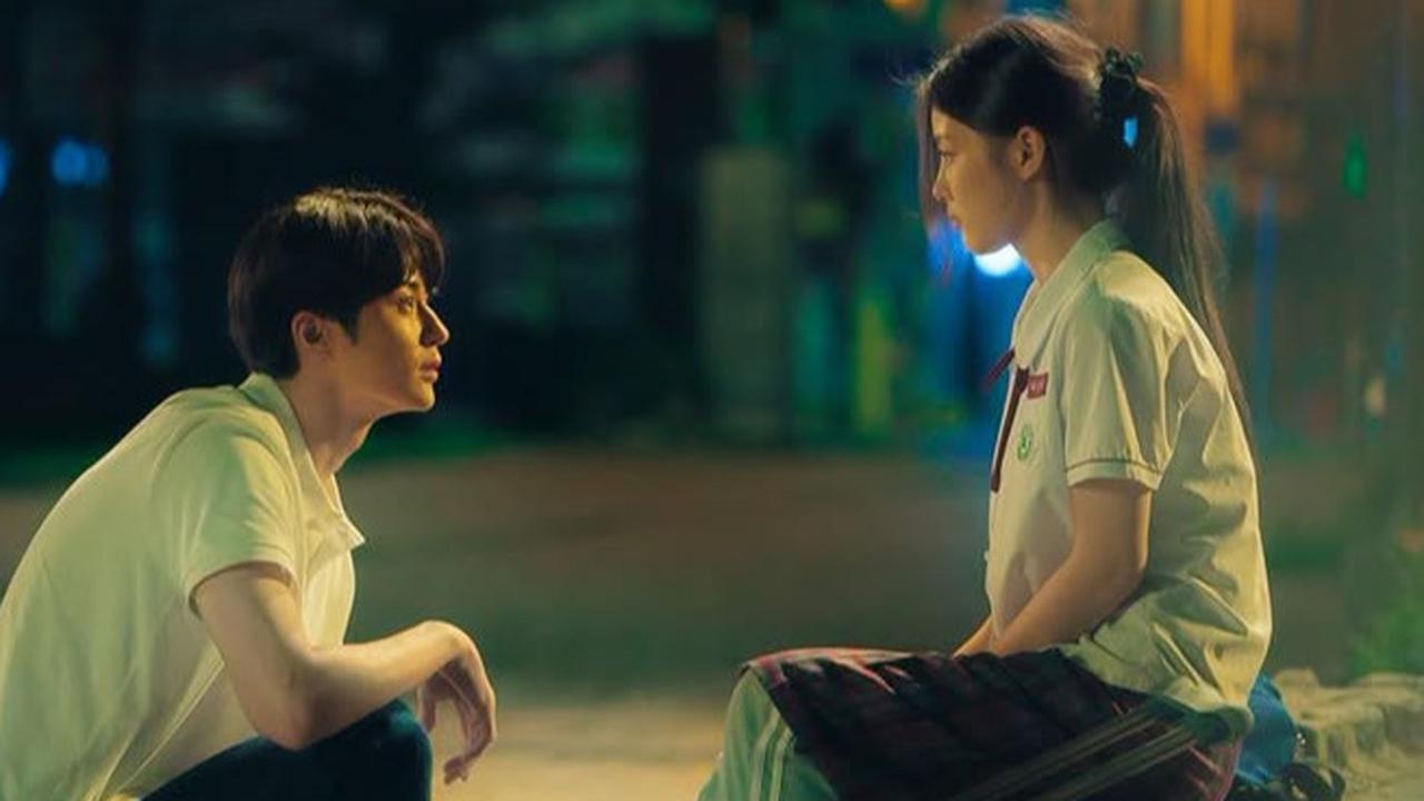 Siapkan Tisu! 7 Film Korea Ini Penuh Kehangatan dan Bikin Nostalgia yang Mengharukan Cocok Ditonton Bersama Keluarga