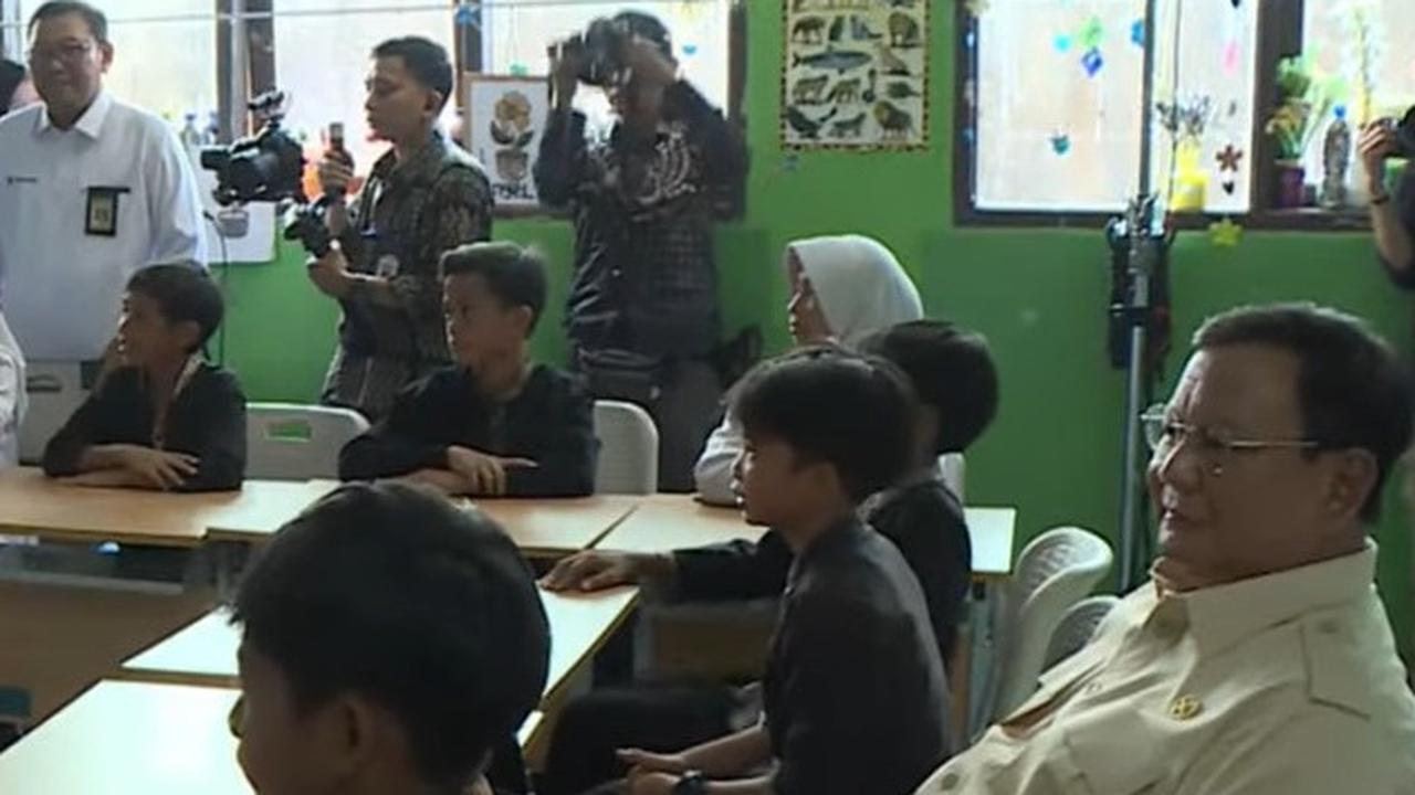Prabowo Kunjungi SDN Cimahpar 5 Bogor