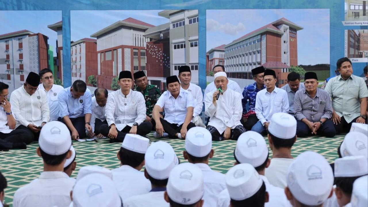 FOTO: Pemerintah Renovasi 1400 Madrasah dengan Anggaran Rp 4 Triliun