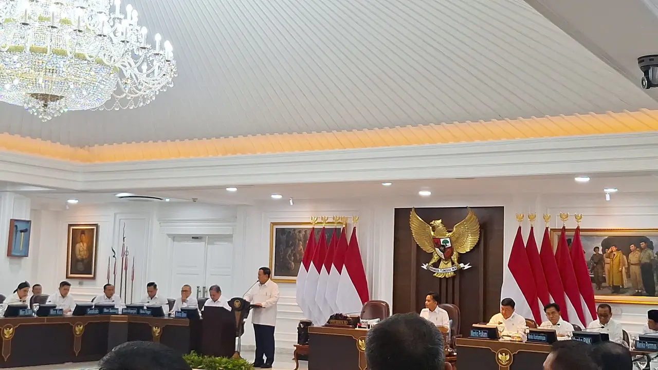 Presiden Prabowo Subianto menggelar sidang kabinet paripurna di Kantor Presiden Jakarta yang dihadiri jajaran, Rabu (22/1/2025).