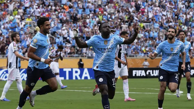 Rating Pemain Manchester City Lawan Juventus: Ederson Blunder, Reijnders Cemerlang