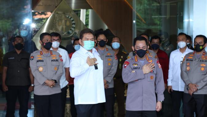 Kapolri Listyo Sigit Kunjungi Jaksa Agung Bahas Pelayanan Online Qnews