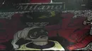 Koreografi fans AC Milan saat laga leg pertama perempat final Liga Champions 2022/2023 melawan Napoli di San Siro, Milan, Kamis (13/04/2023) dini hari WIB. Pertandingan tersebut berhasil dimenangkan oleh tuan rumah melalui gol tunggal Ismael Bennacer. (AP Photo/Luca Bruno)
