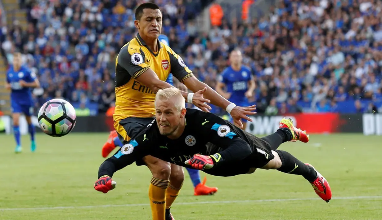 Arsenal bermain imbang tanpa gol dengan Leicester City pada pertandingan lanjutan Premier League 2016-17, di King Power Stadium, Sabtu atau Minggu (21/8/2016) dini hari WIB. (Reuters/Darren Staples) 