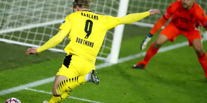 FOTO: Erling Haaland Dua Gol, Borussia Dortmund Libas Brugge 3-0