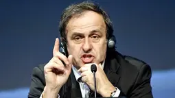 UEFA President Michel Platini speaks during the final press conference at the 33rd ordinary congress of the European football federation in Copenhagen on March 25, 2009. AFP PHOTO/Keld Navntoft