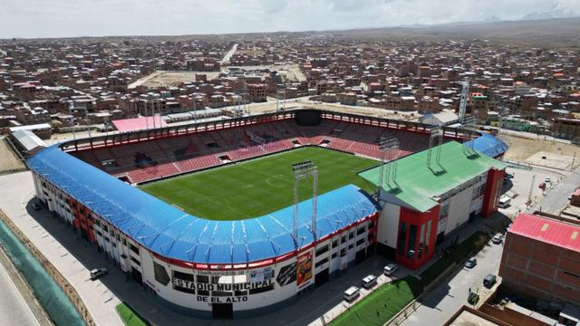 Stadion Municipal di El Alto