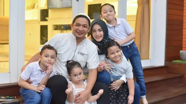[Fimela] Anak Pasha Ungu dan Adelia Pasha