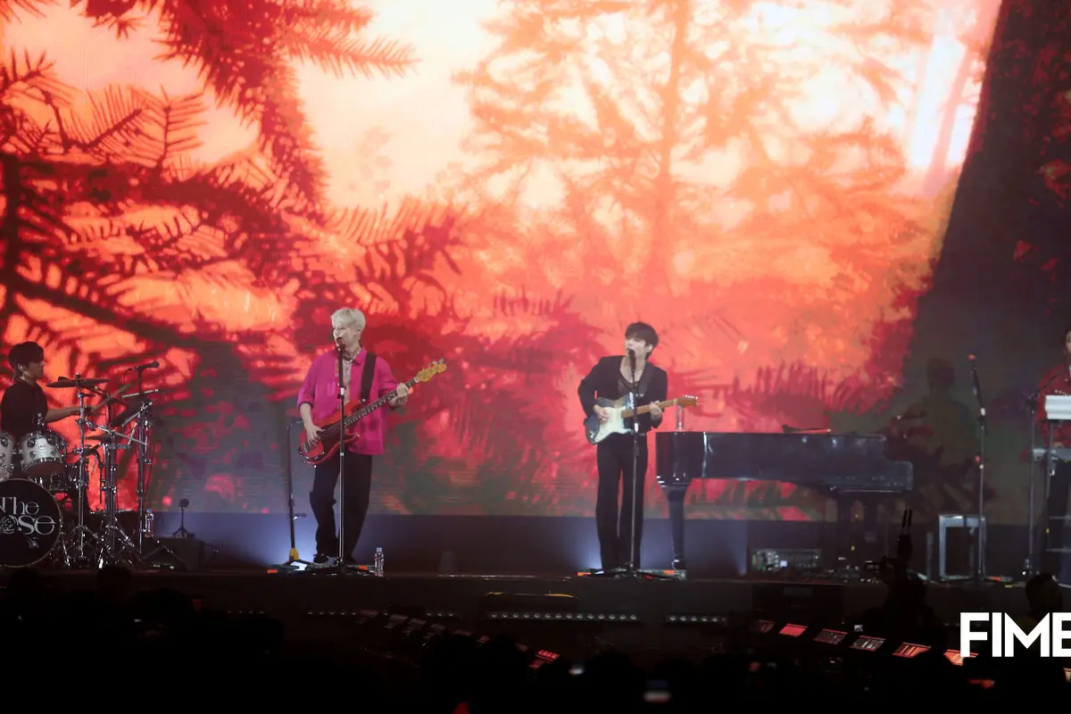 Konser The Rose di The Kasablanka Hall, Jakarta, Sabtu (20/1/2024). [Foto: Bayu Herdianto/Fimela]