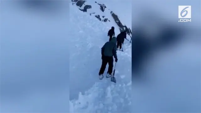 VIDEO: Seorang Tewas dan Sembilan Hilang Kena Longsor Salju Himalaya