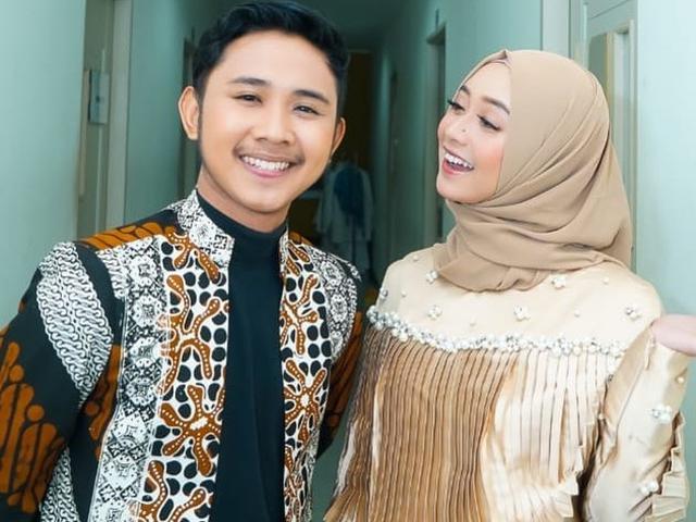 Cinlok 5 Pasang Seleb Jebolan Ajang Pencarian Bakat Ini Akhirnya Menikah Hot Liputan6 Com
