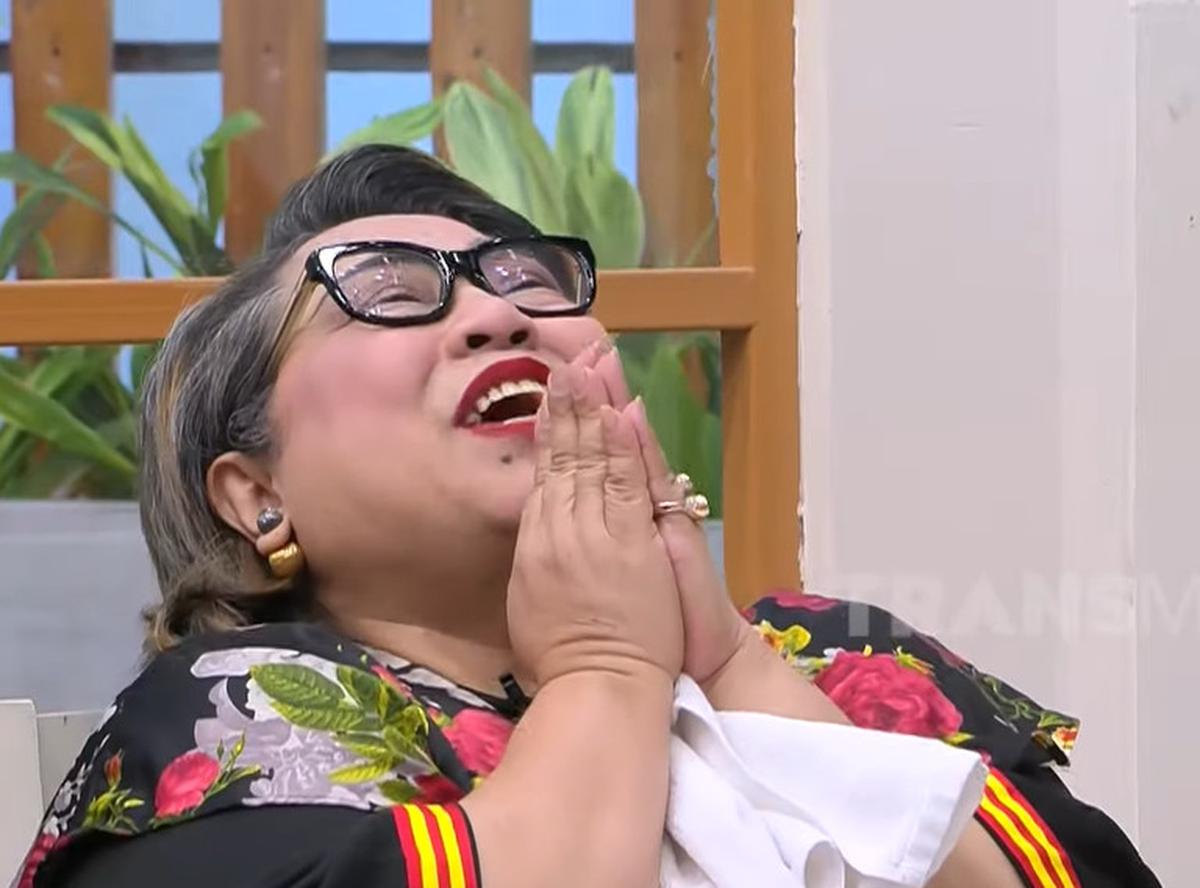 Komedian Nunung Buka Usaha Katering