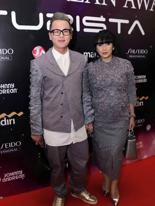 Sebelumnya, Andhika berharap sang istri mengandung buah hati laki-laki. Lantaran sebelumnya telah memiliki tiga orang anak perempuan. Sedangkan sang istri masih ingin anak cewek. (Deki Prayoga/Bintang.com)