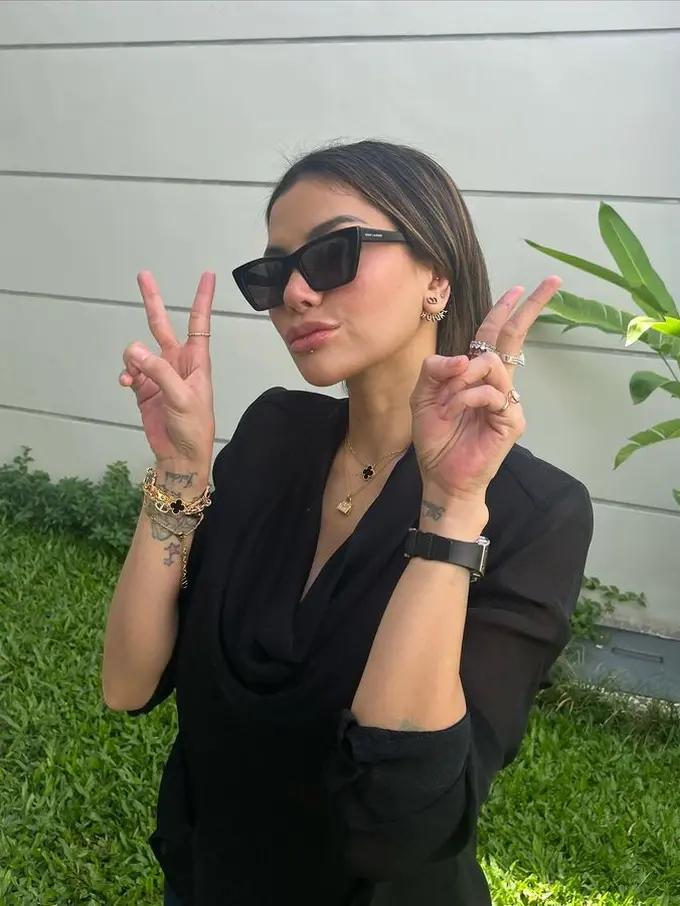 Bisnisnya Laris Manis, Nikita Mirzani Pecahkan Rekor Order Live Streaming Tembus 90 Kali Lipat di Shopee Live