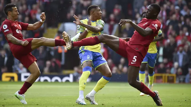 Foto: Liverpool Amankan Kemenangan Susah Payah atas Nottingham Forest di Liga Inggris Melalui Gol Penentu Mohamed Salah