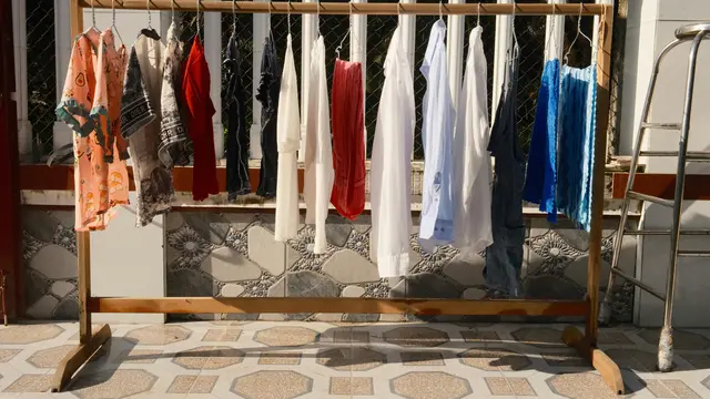 7 Tips Mengatasi Bau Badan yang Kuat dari Ahli, Mandi Setiap Hari hingga Cukur Bulu Ketiak