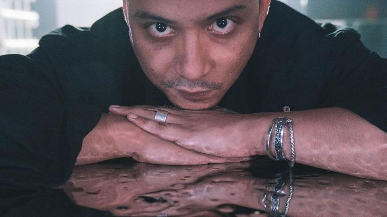 Fakta Unik Sal Priadi, Penyanyi yang Banyak Dicari Karena Lagu 'Dari Planet Lain