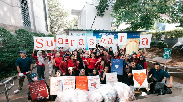Jelang konser, Andien lakukan gerakan Plogging. Dok, Andien