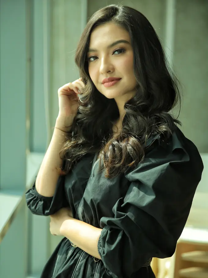 [Fimela] Raline Shah