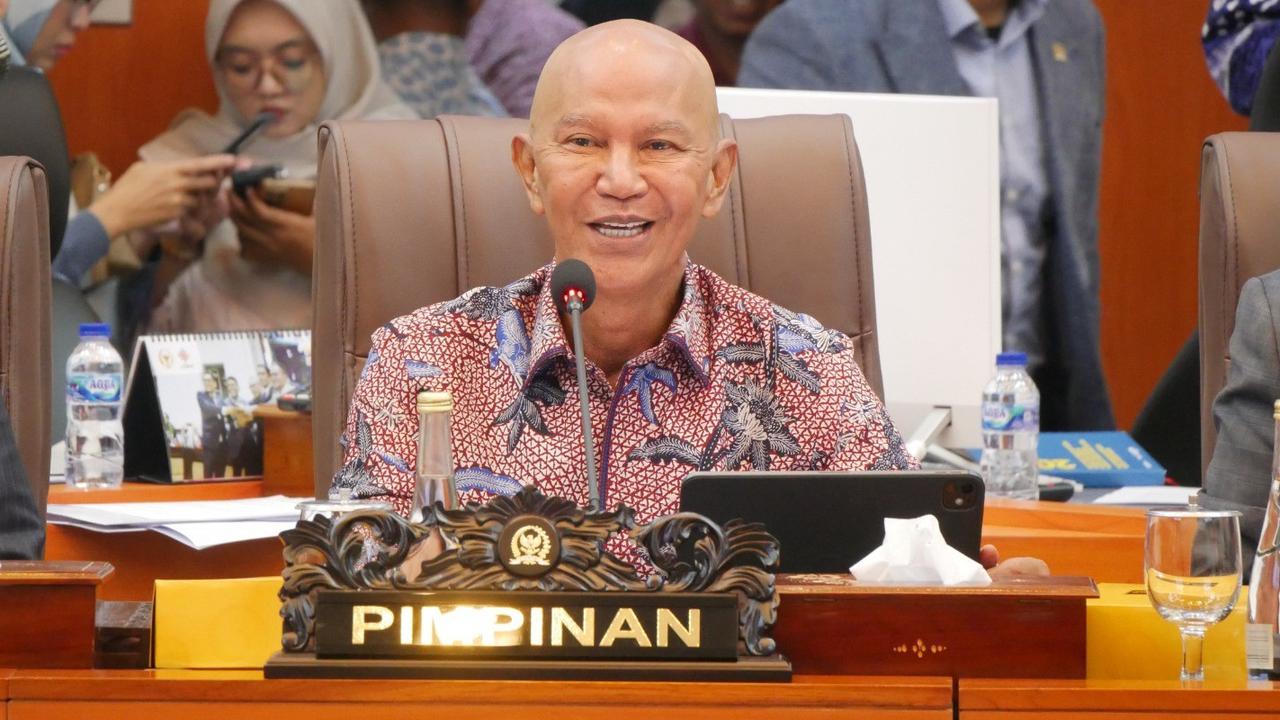 Merespon Tarif 32 Persen Presiden Trump