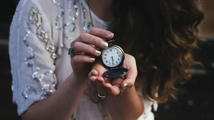 [Fimela] Tempat Waktu