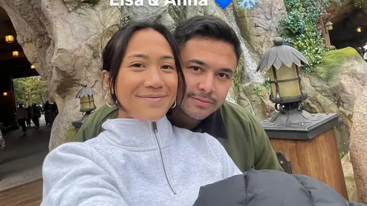8 Potret Nadhif Basalamah Lamar Taska Amani Berlatar Gunung Fuji, Romantis