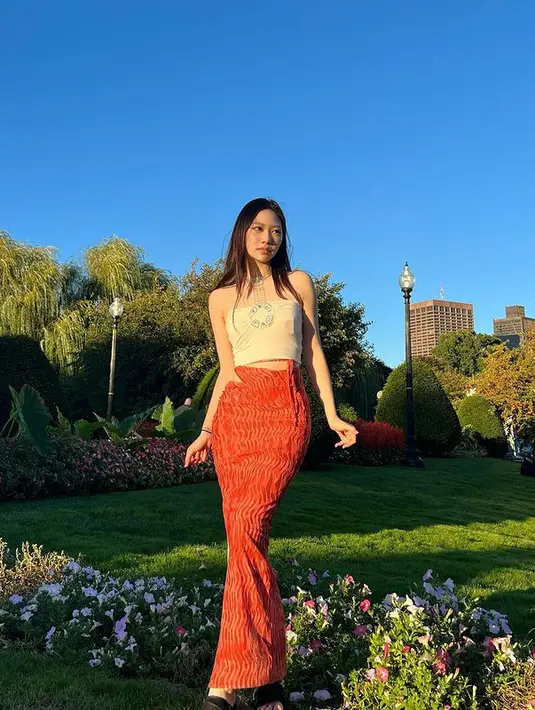Tidak hanya menjadi sorotan karena anak seorang aktor ternama China, Jasmine Yen justru menjadi sorotan media mahir dalam hal menyanyi dan menari. (FOTO: instagram.com/jasmineyen/)