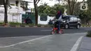 Warga berolahraga sepeda santai di kawasan Danau Sunter, Jakarta, Selasa (23/6/2020). Di masa pandemi COVID-19, berolahraga sepeda mulai digemari dan menjadi tren masyarakat beberapa kota besar di Indonesia. (Liputan6.com/Helmi Fithriansyah)