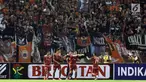 Pemain Persija merayakan gol yang dicetak Marko Simic (ketiga kiri) saat laga melawan PSMS di laga pertama semifinal Piala Presiden 2018 di Stadion Manahan, Solo, Jawa Tengah, Sabtu (10/2). Persija menang 4-1 atas PSMS. (Liputan6.com/Helmi Fithriansyah)