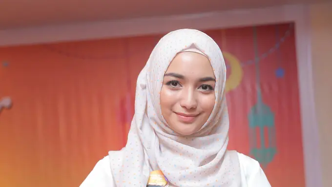 [Bintang] Sederet Potret Cantik Citra Kirana di Lokasi Syuting TBNH