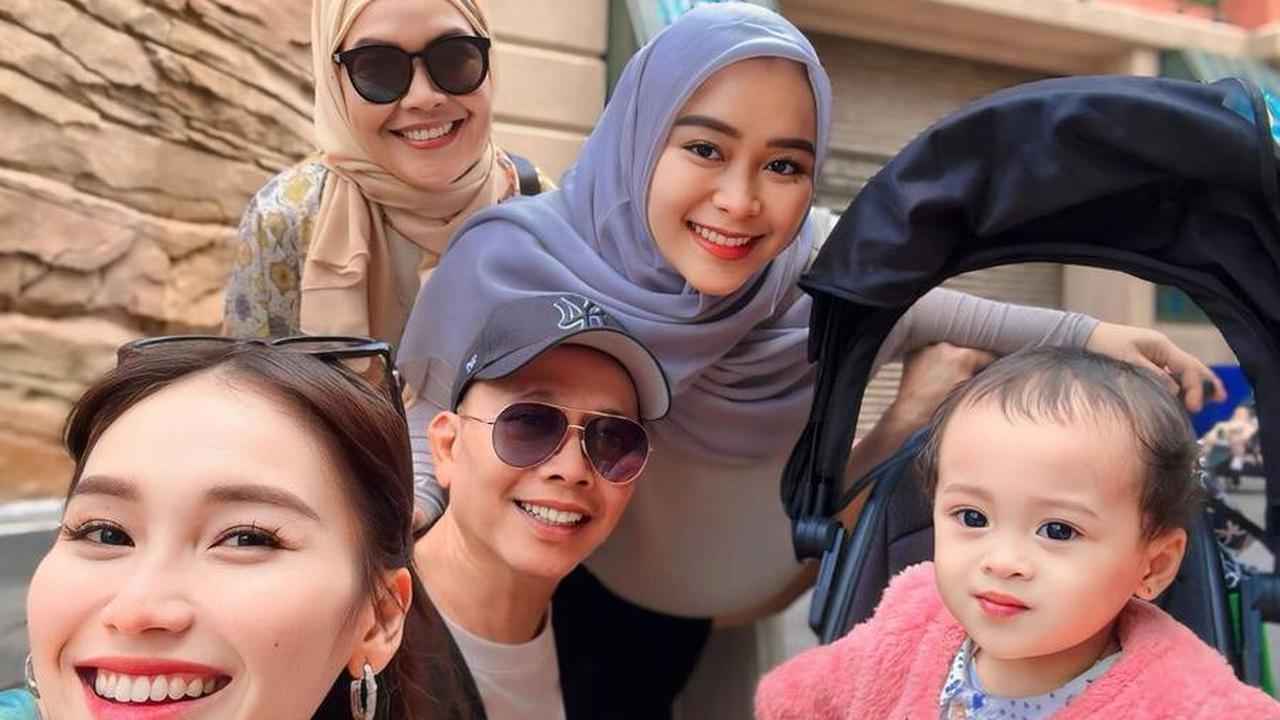 Pesan Ayu Ting Ting